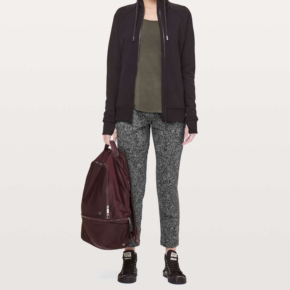 Lululemon On The Fly Pant Jacquard White / Black